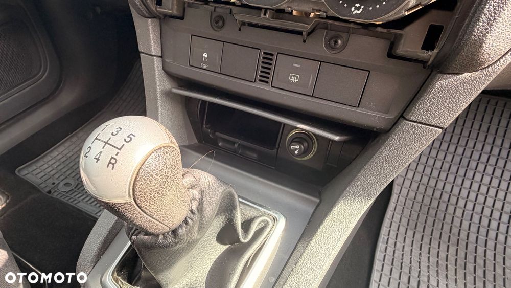 Ford Focus 1.6 Comfort - 32
