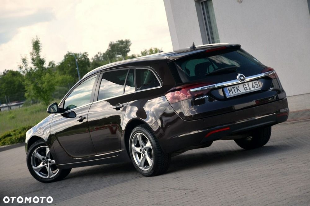 Opel Insignia - 8