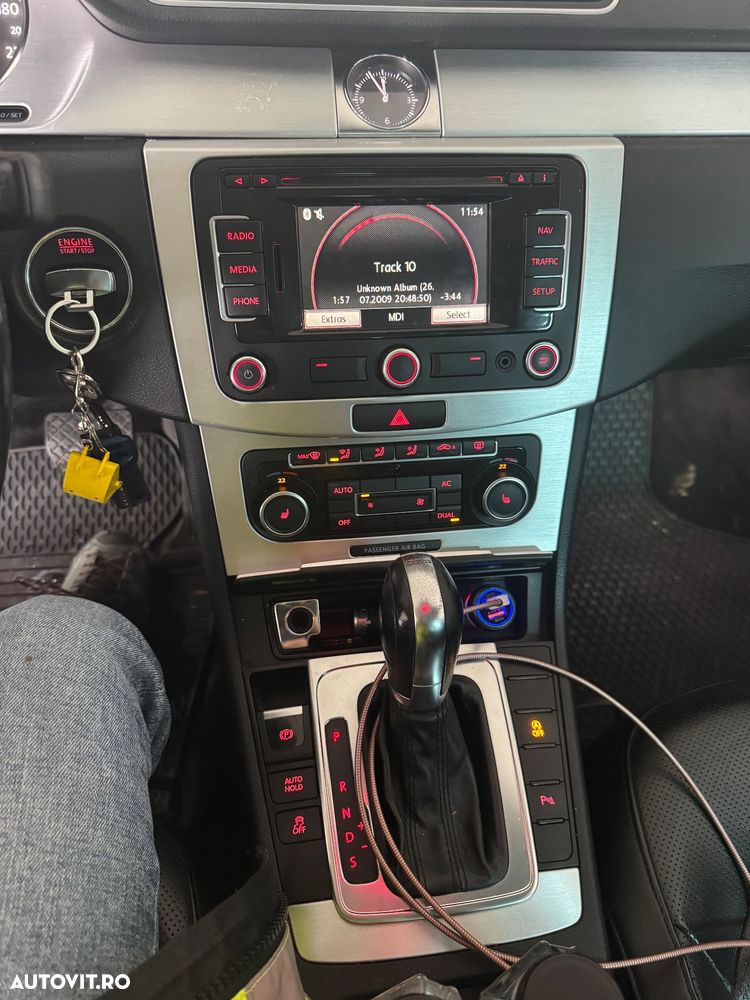 Volkswagen Passat Variant 2.0 TDI Highline DPF DSG - 14