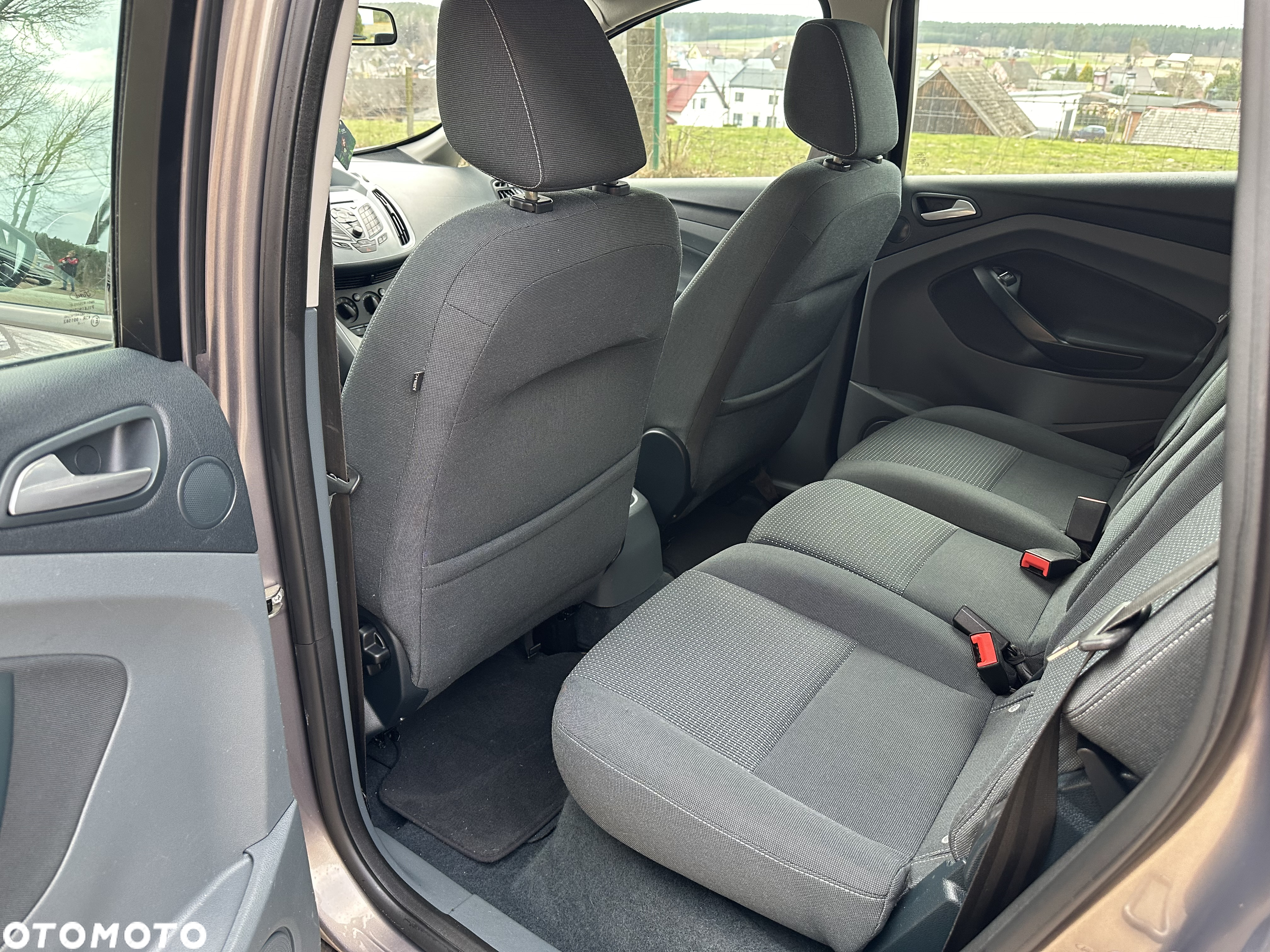 Ford C-MAX 1.6 Ambiente - 10
