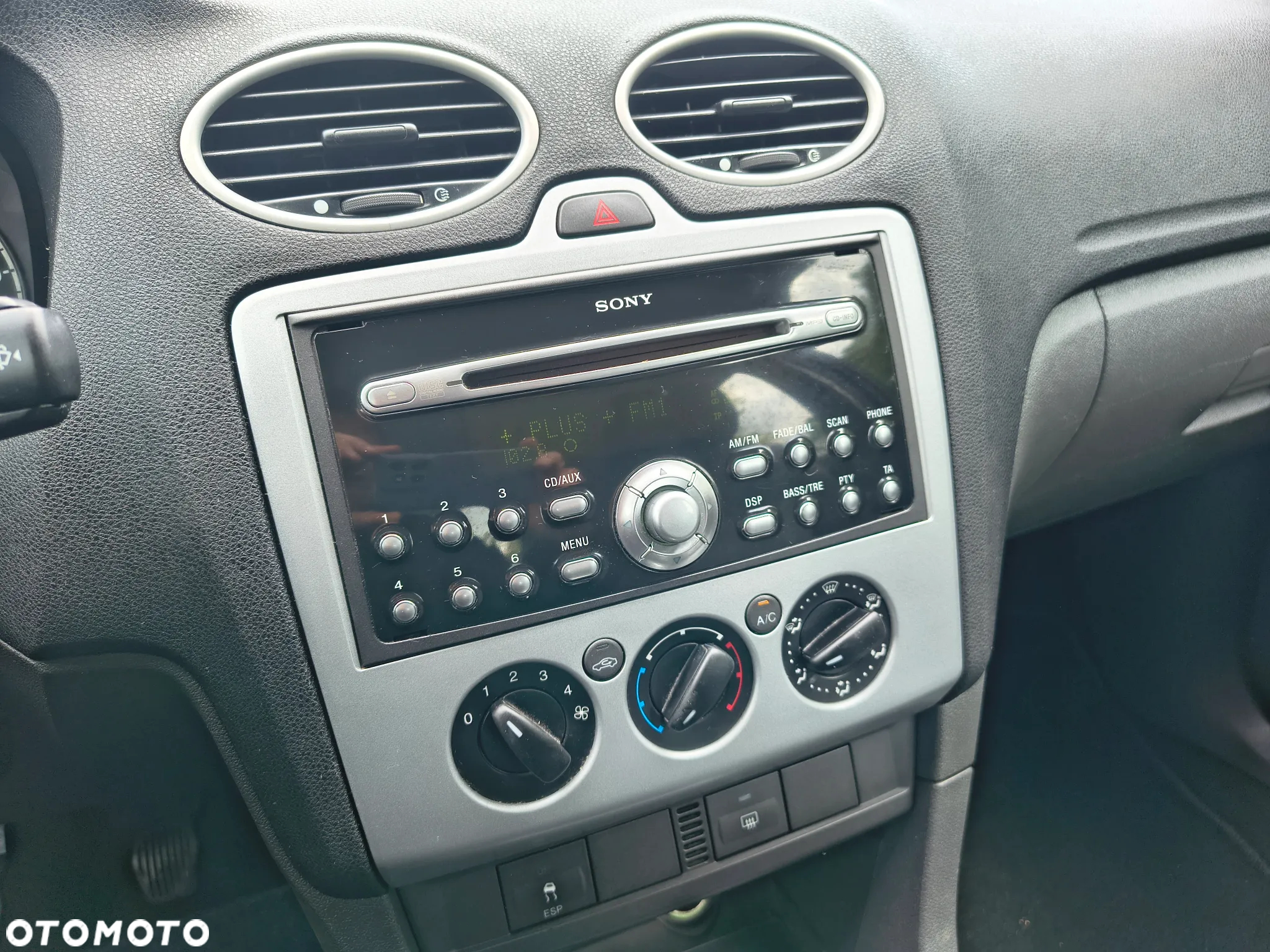 Ford Focus 1.6 Ti-VCT Style - 29