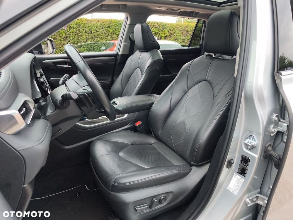 Toyota Highlander 2.5 Hybrid Executive - 21