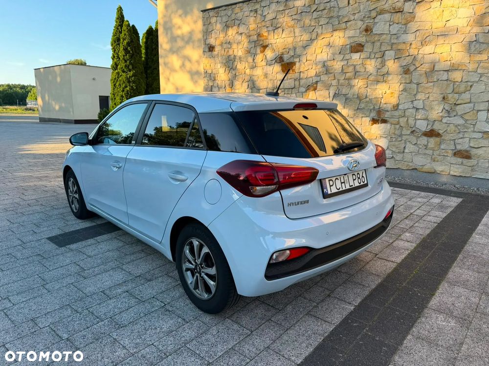 Hyundai i20 1.2 Trend - 3
