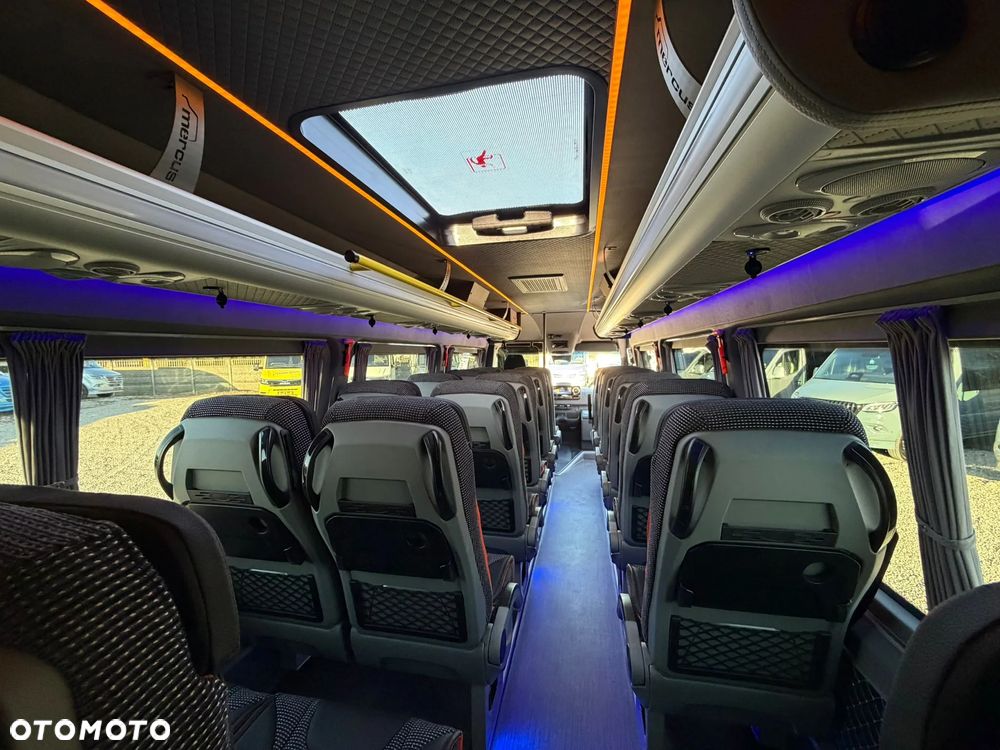 Mercedes-Benz Sprinter 519 - 31