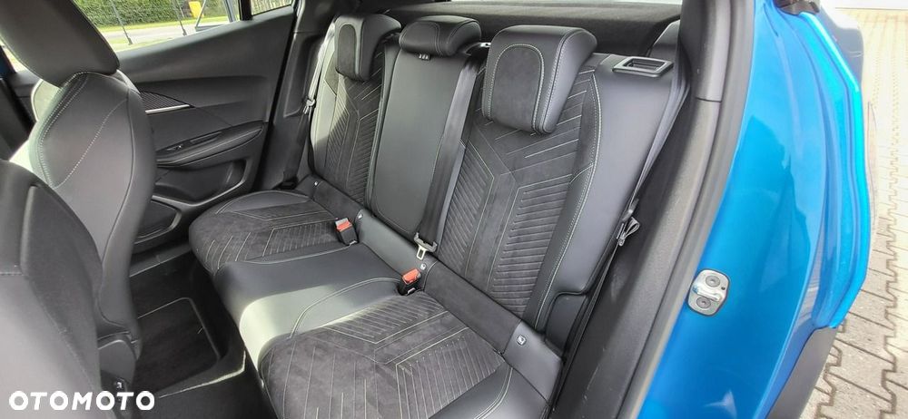 Peugeot 2008 1.2 PureTech GT S&S EAT8 - 26