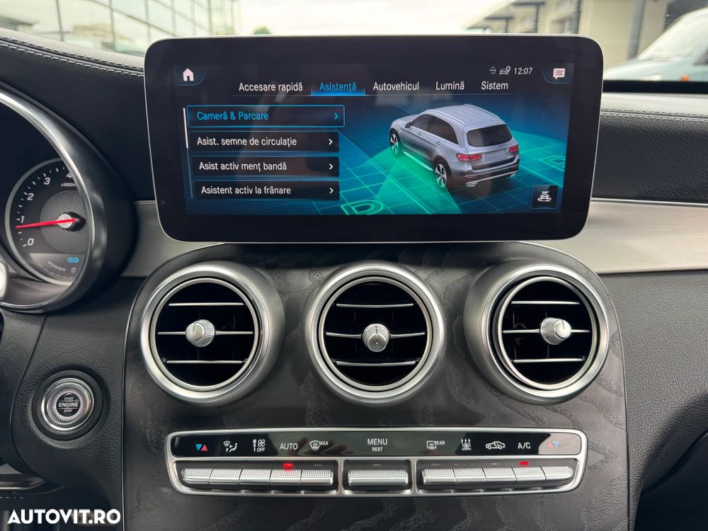 Mercedes-Benz GLC 300 4Matic 9G-TRONIC AMG Line Plus - 19