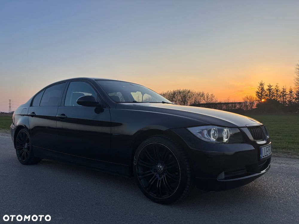 BMW Seria 3 318i - 6