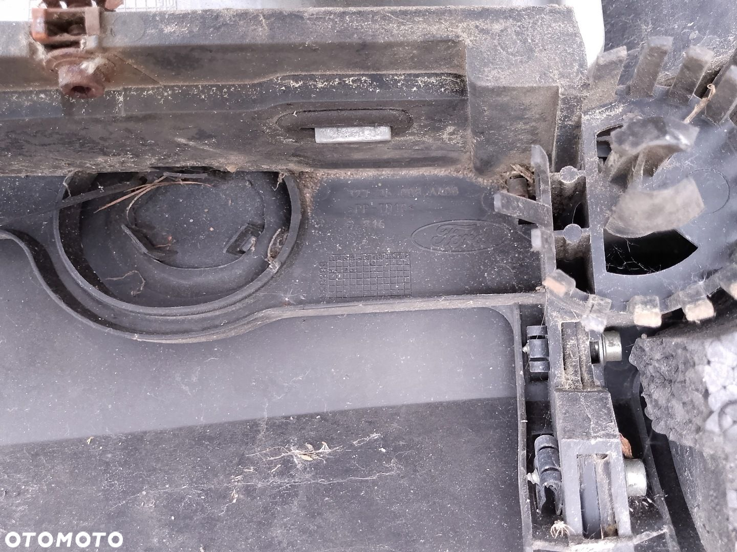ZDEZRAK PRZÓD FORD STREETKA KA STREET CZARNY C3 - 8