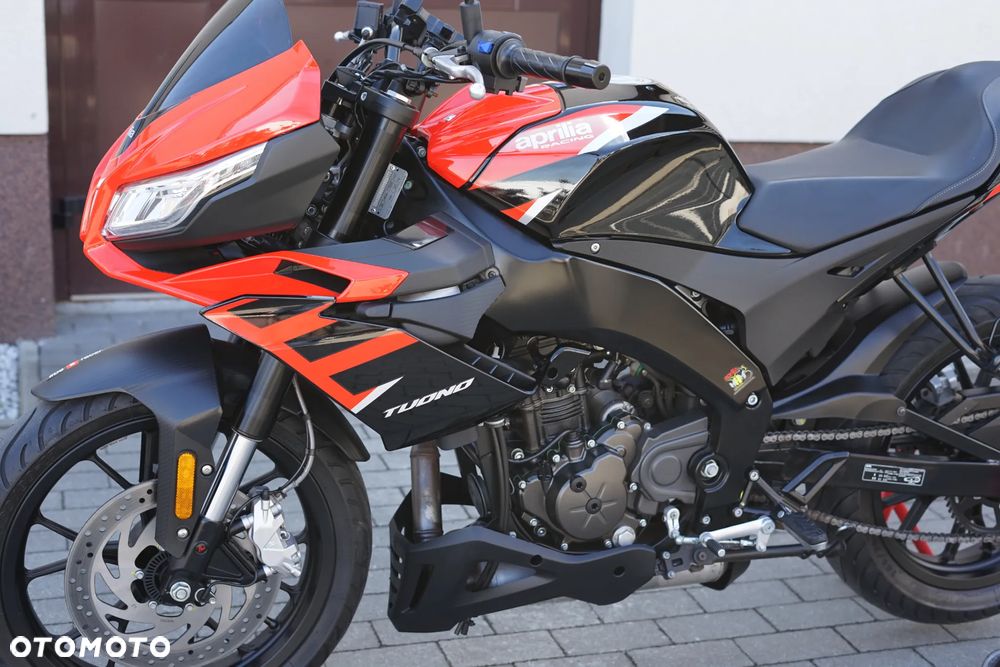 Aprilia Tuono - 29