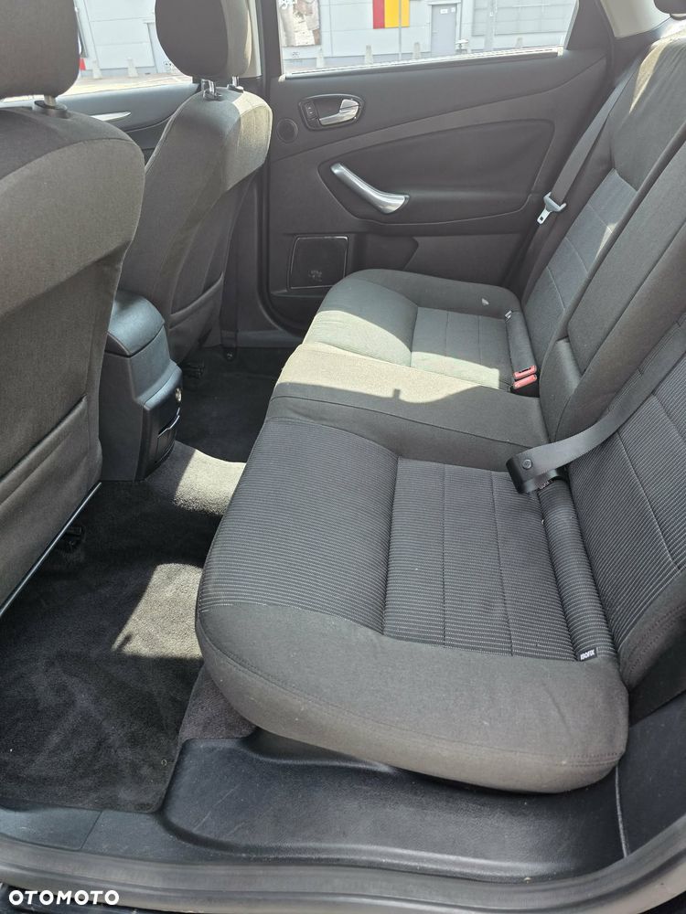 Ford Mondeo 2.0 Titanium - 7