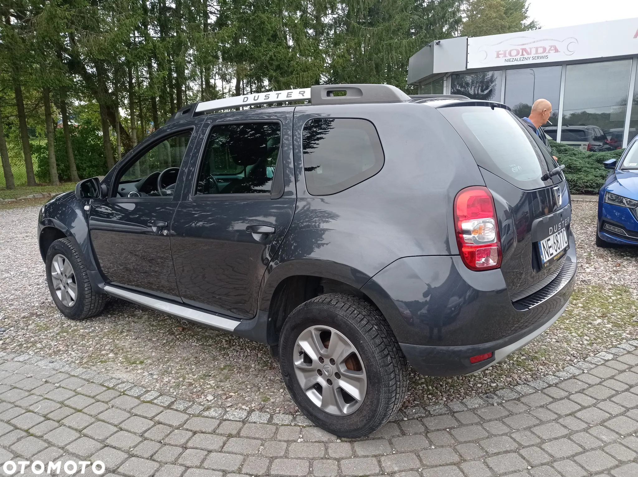Dacia Duster 1.6 SCe Ambiance S&S - 4