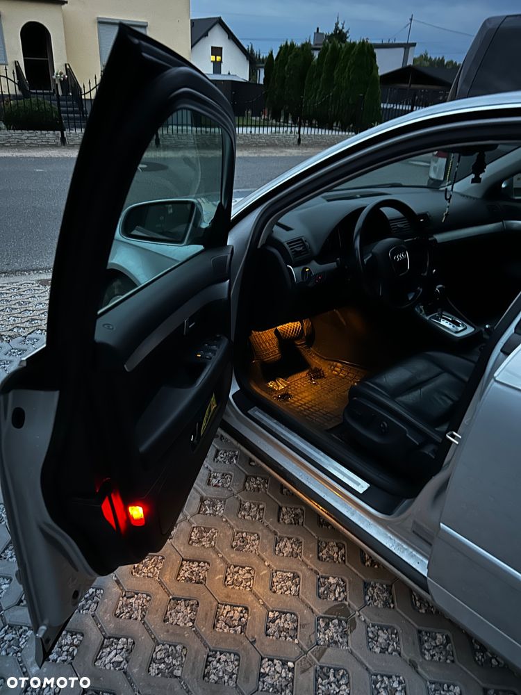 Audi A4 Limousine 2.0 T FSI multitronic - 10