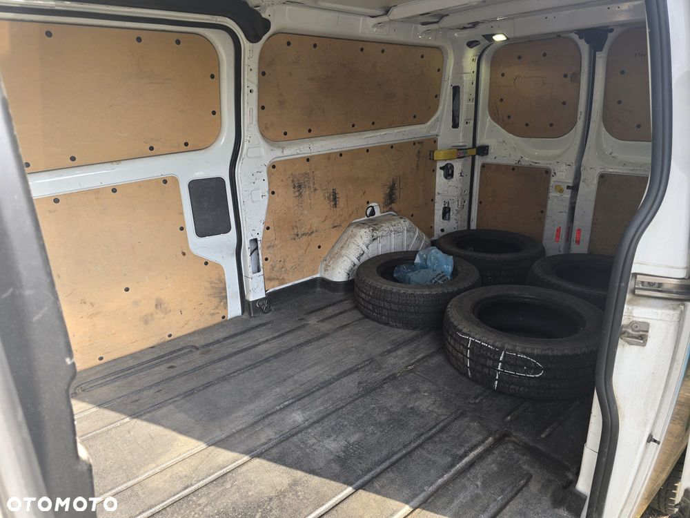 Ford Transit Custom - 12