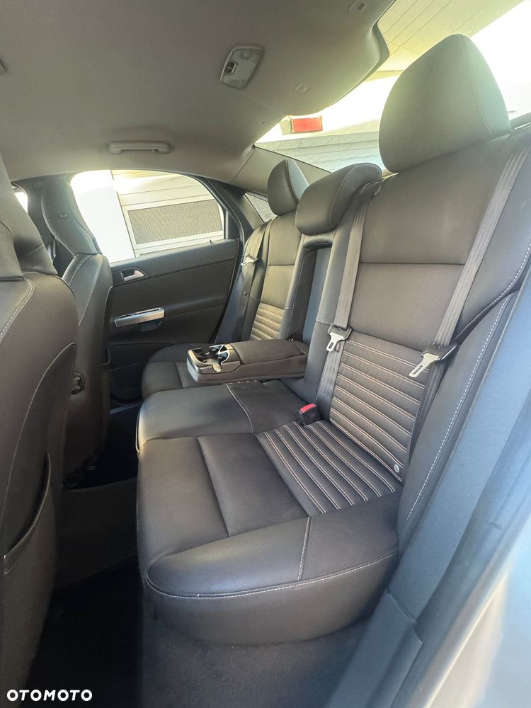 Volvo S40 2.0D Momentum - 8