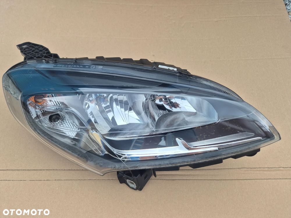 Fiat Doblo lampa prawa.2015-2022 .Czarna.Mopar OE - 1