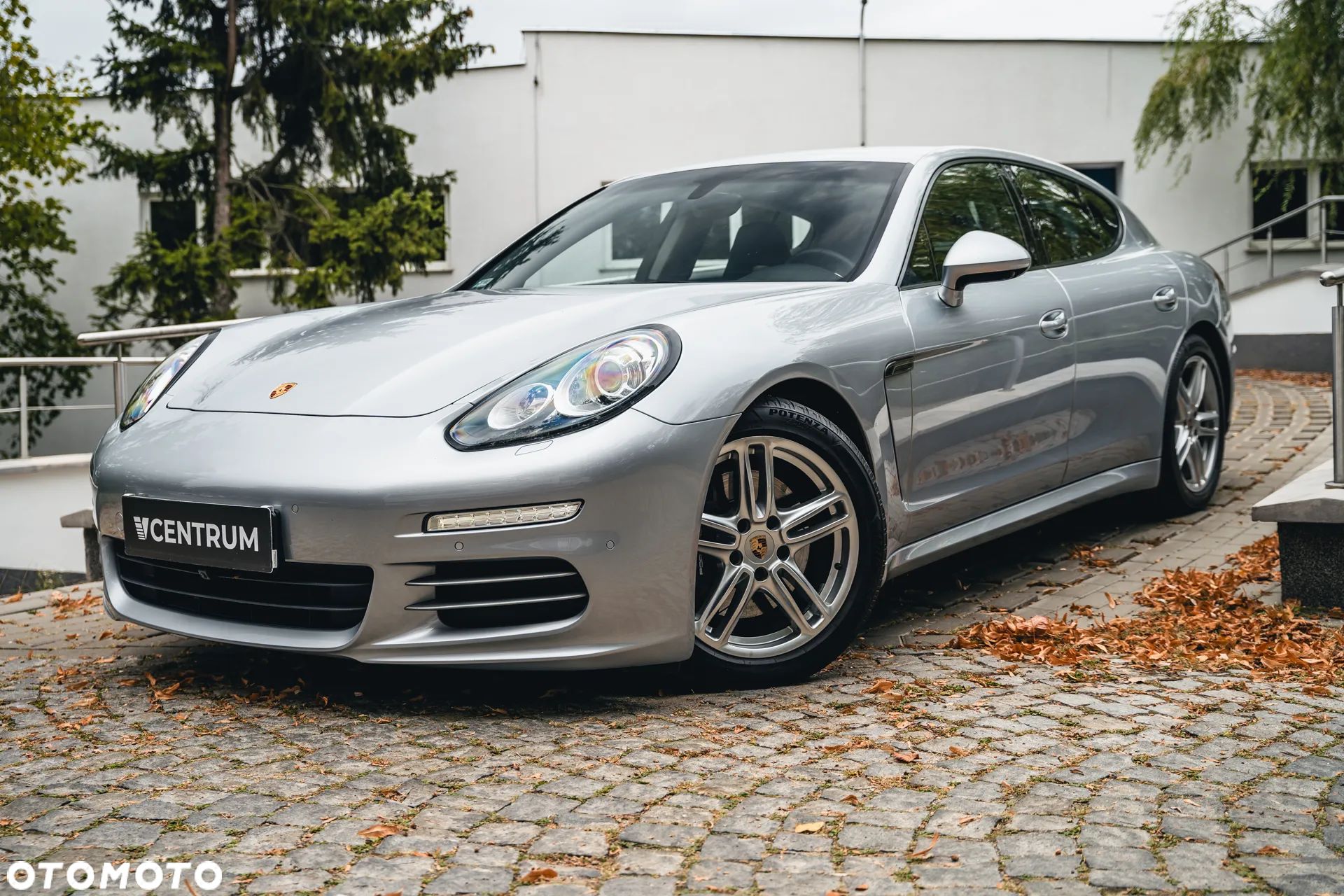 Porsche Panamera 4 - 1