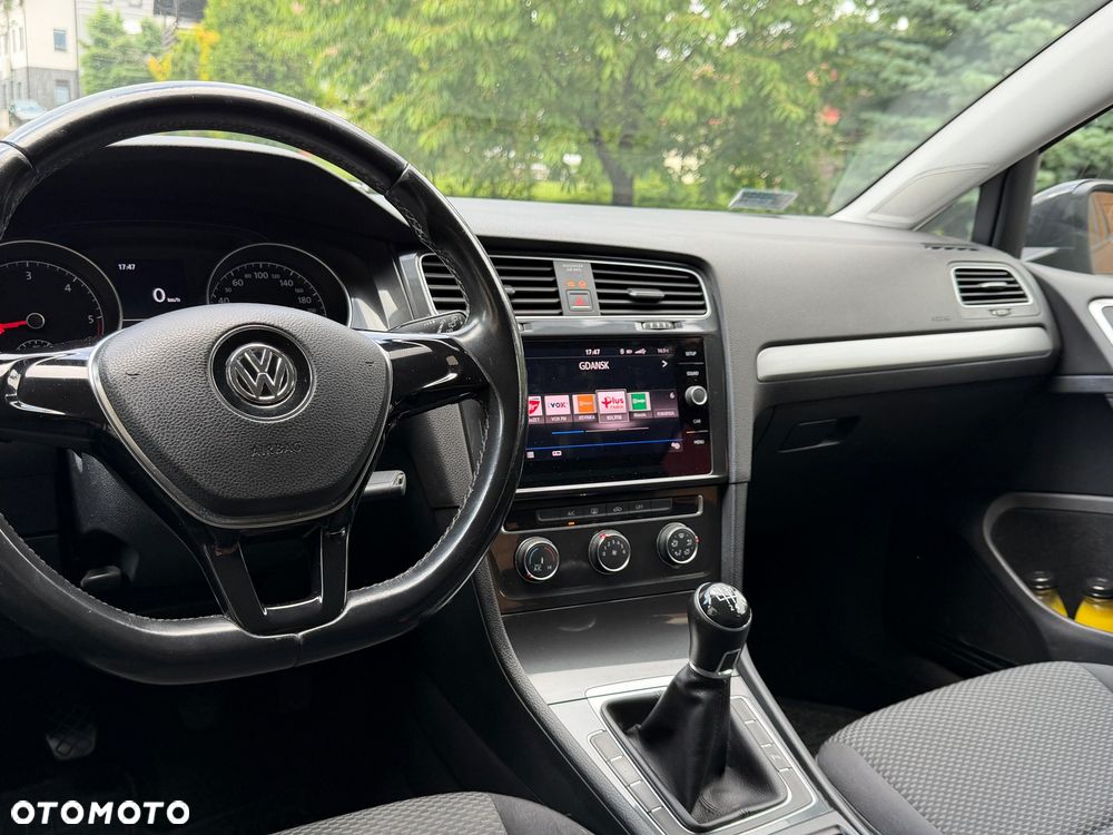 Volkswagen Golf 1.6 TDI BMT Comfortline - 7