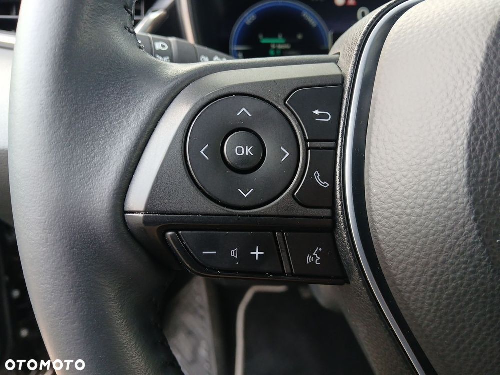 Toyota Corolla 1.8 Hybrid Comfort - 28