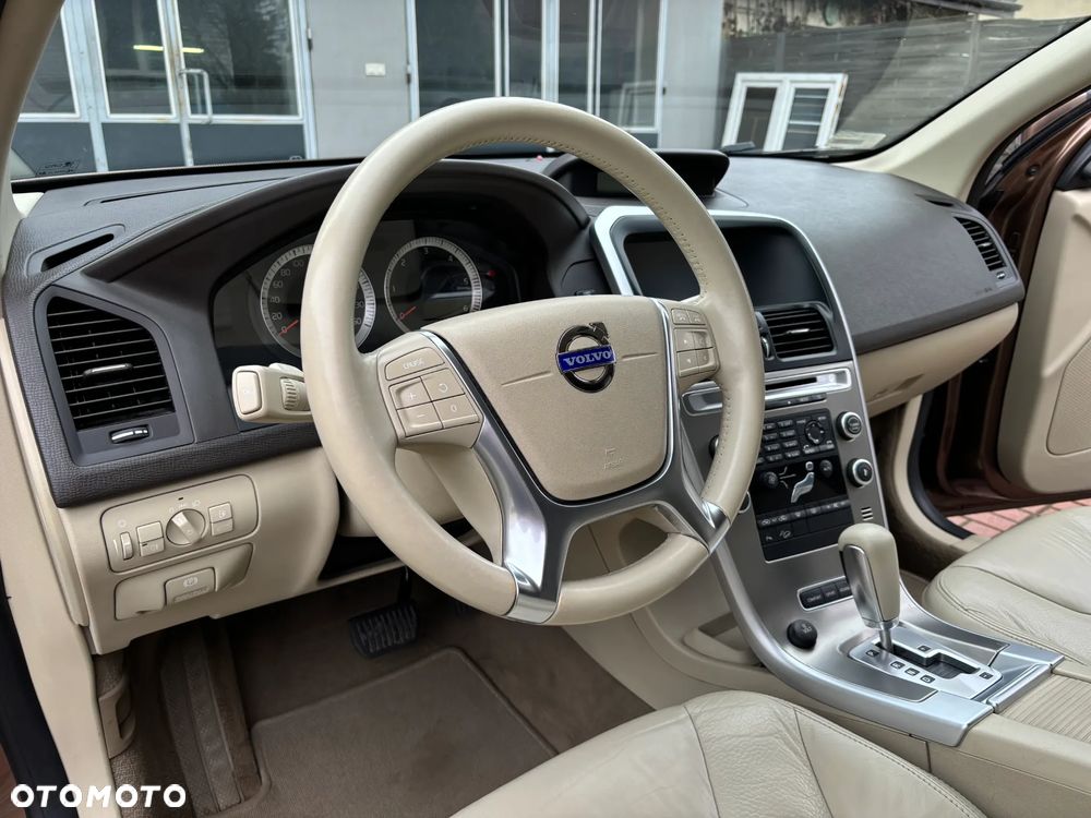 Volvo XC 60 - 13