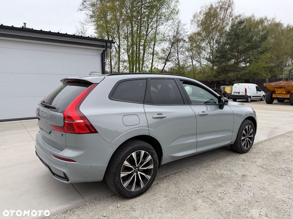 Volvo XC 60 B5 B AWD Plus Dark - 6
