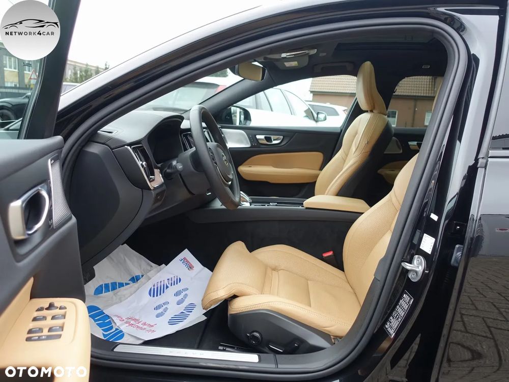 Volvo V60 B4 B DKG Ultra Dark - 6