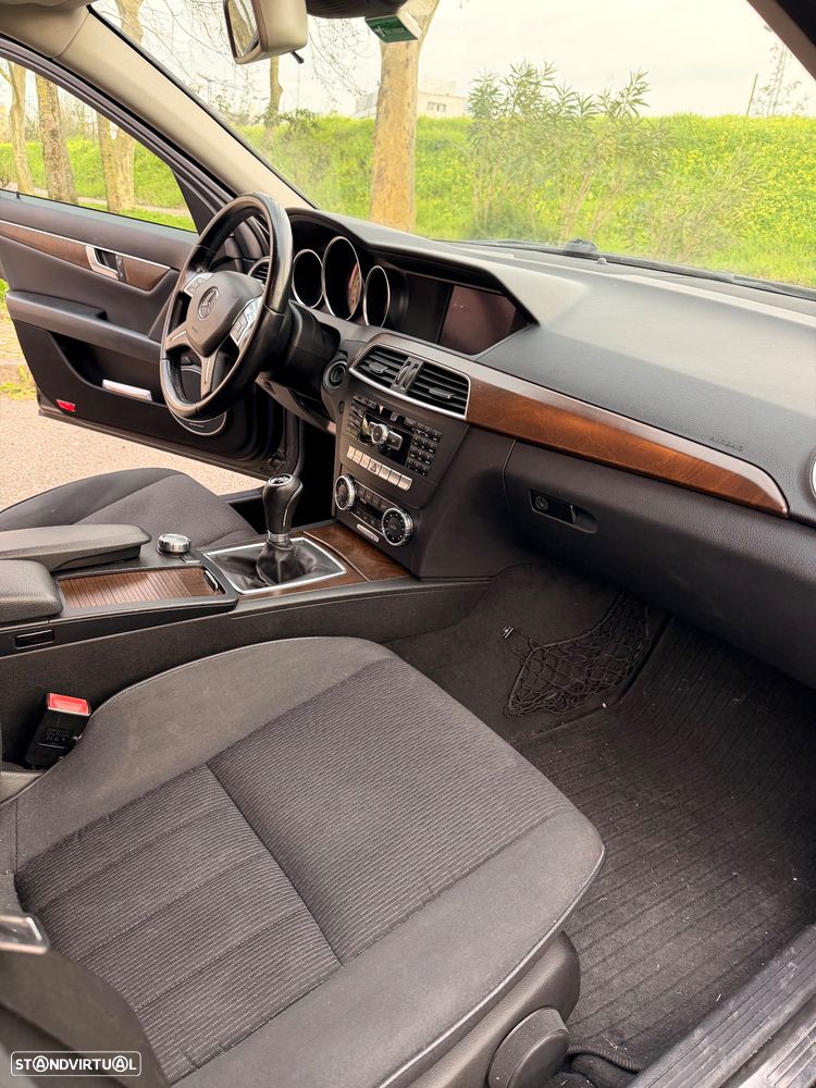 Mercedes-Benz C 220 Station CDI DPF BlueEFFICIENCY Elegance - 12