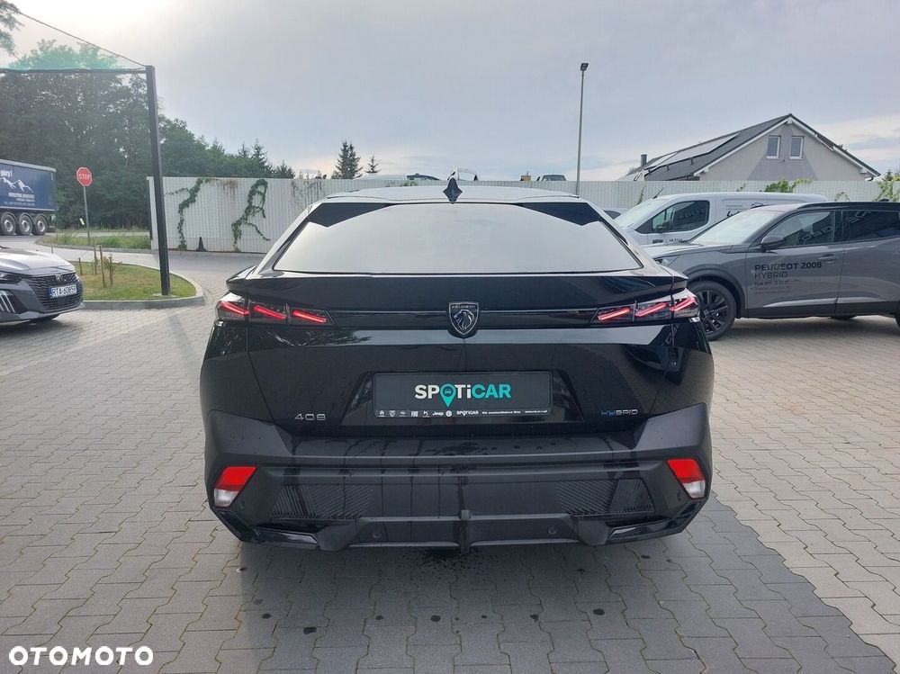 Peugeot 408 - 5