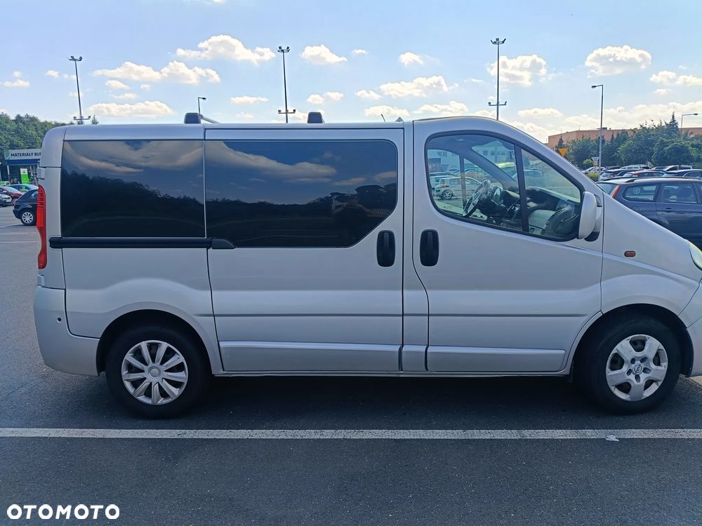 Opel Vivaro - 25
