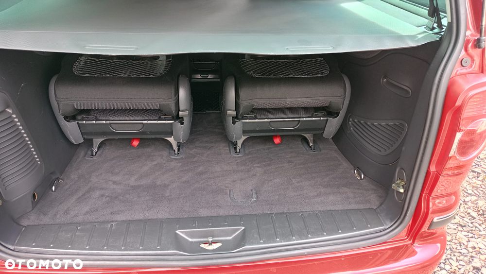 Volkswagen Sharan 1.8T Basis - 15