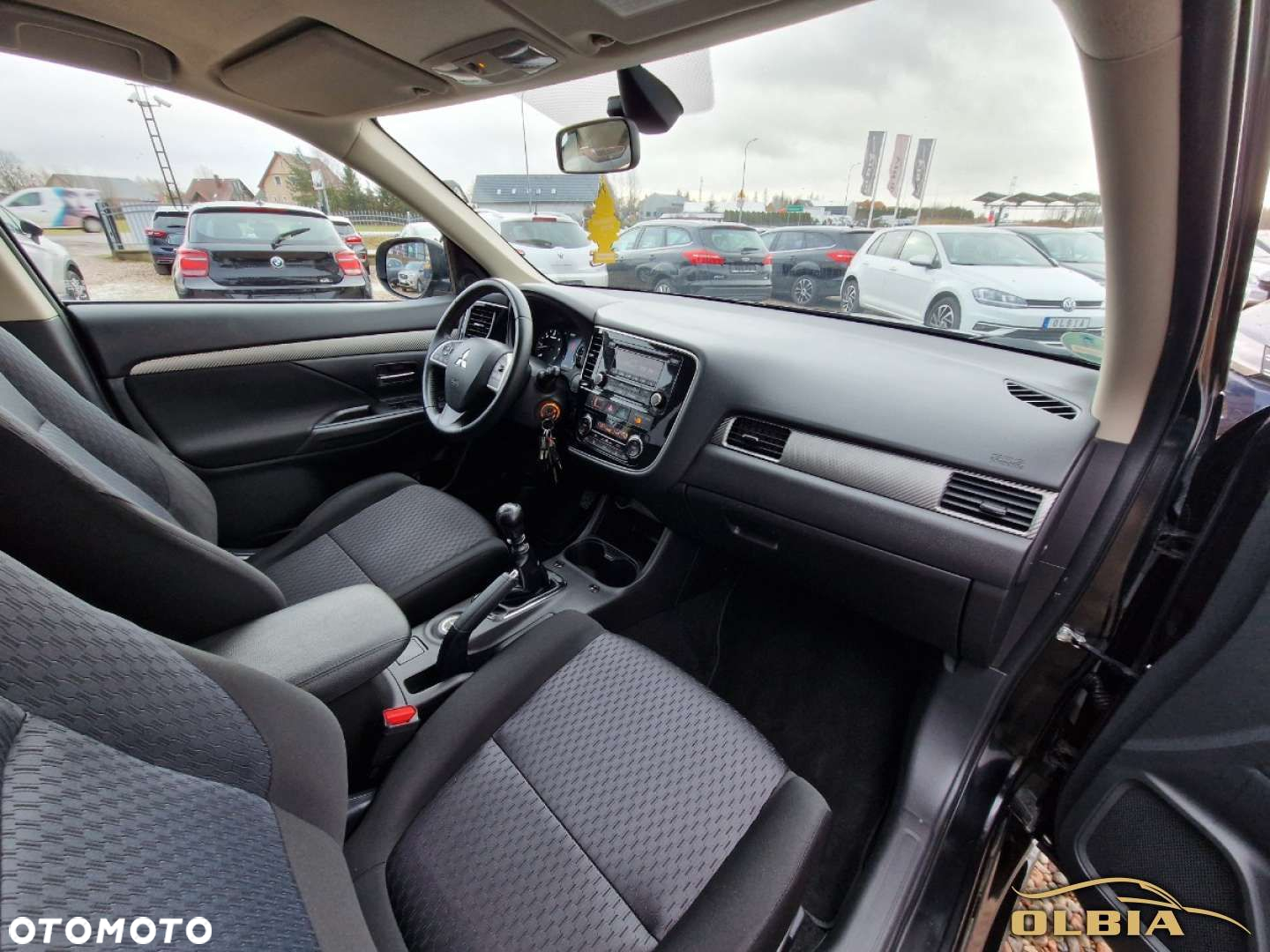 Mitsubishi Outlander 2.2 DI-D 4WD Instyle - 24