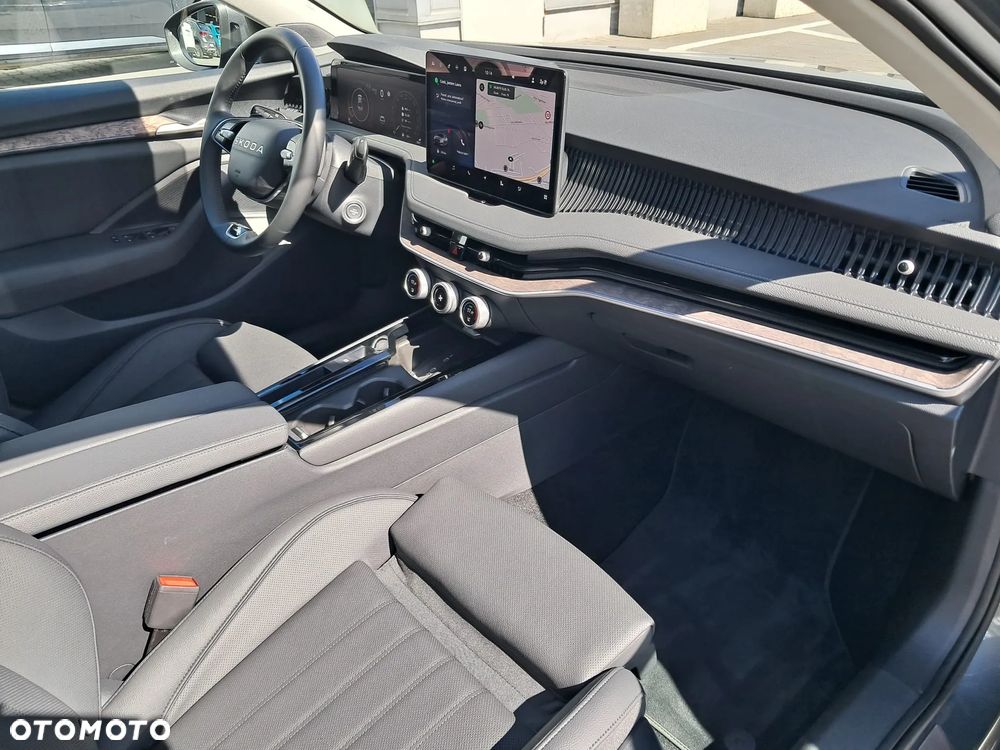 Skoda Superb 2.0 TSI L&K DSG - 32