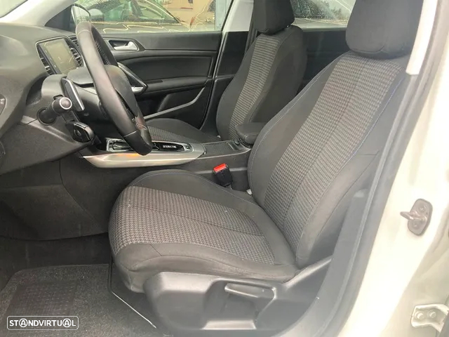 Peugeot 308 SW 1.5 BlueHDi Style EAT8 - 30