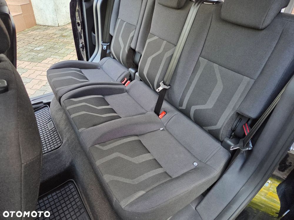 Ford Tourneo Connect - 24