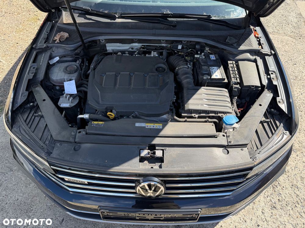 Volkswagen Passat Alltrack 2.0 TDI SCR DSG 4Motion - 22