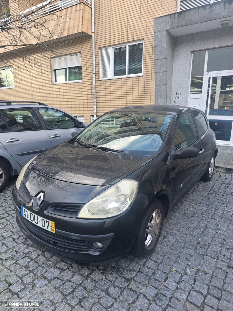 Renault Clio 1.5 dCi Dynamique - 1