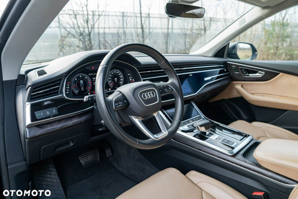 Audi Q8 - 17