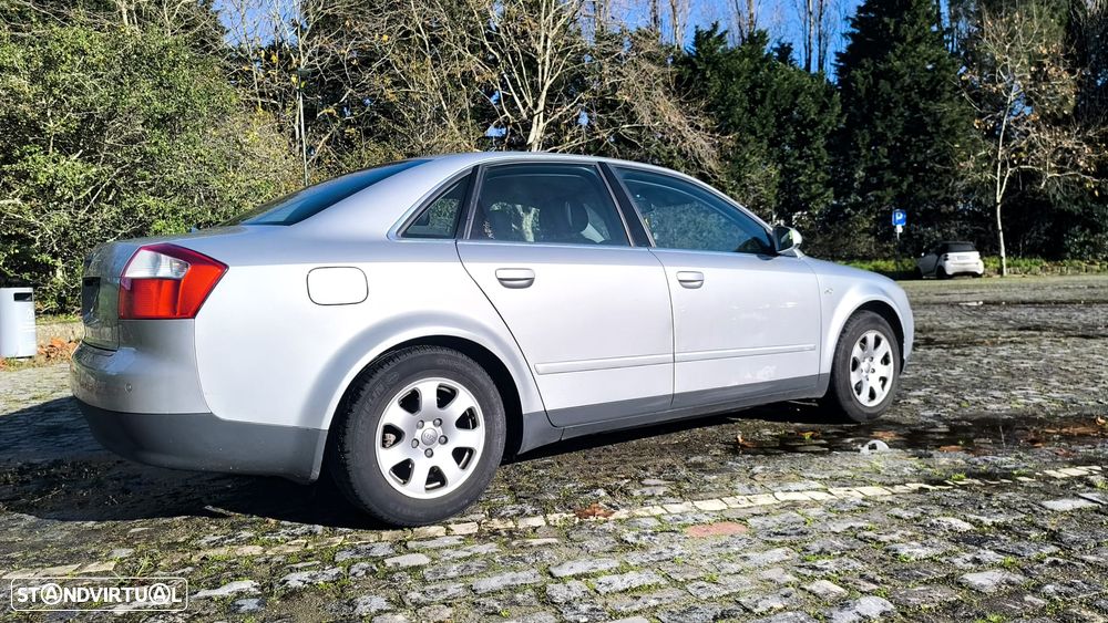 Audi A4 1.6 - 7