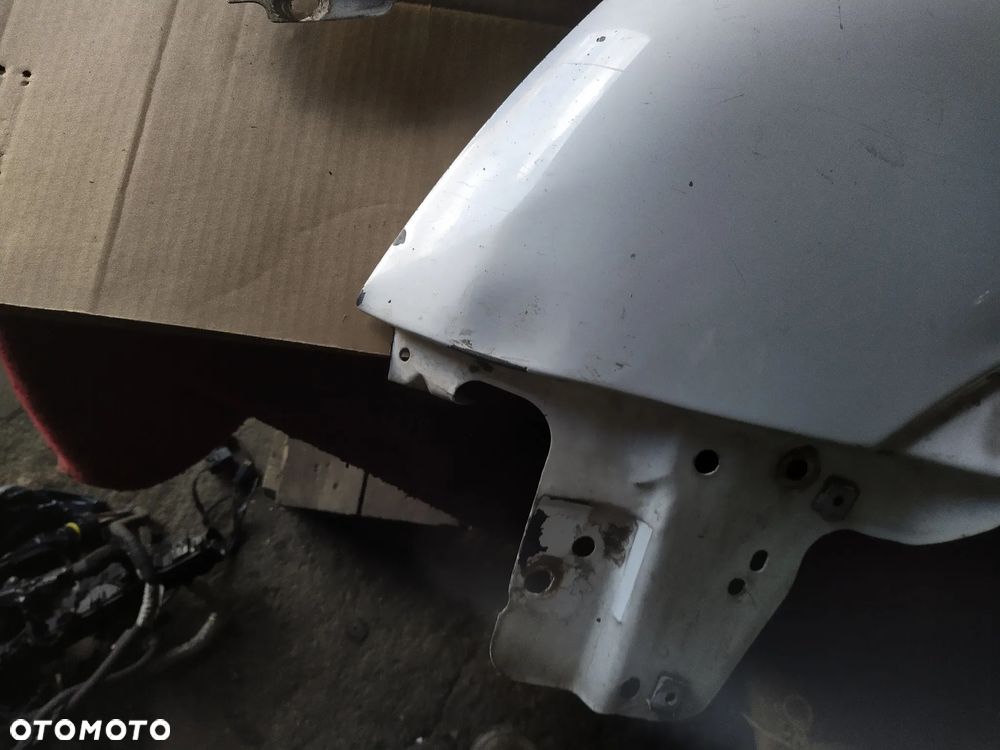 Błotnik przedni prawy ford connect - 2