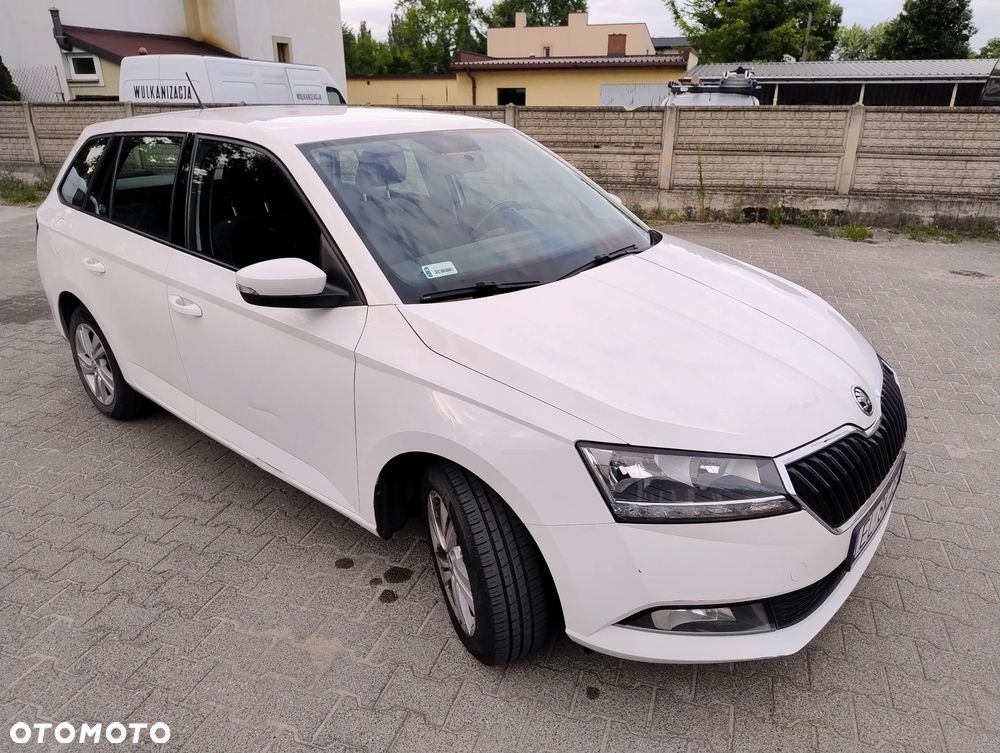 Skoda Fabia 1.0 Ambition - 4