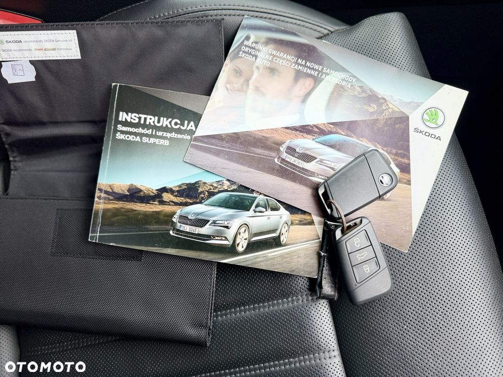 Skoda Superb 2.0 TDI 4x4 L&K DSG - 39