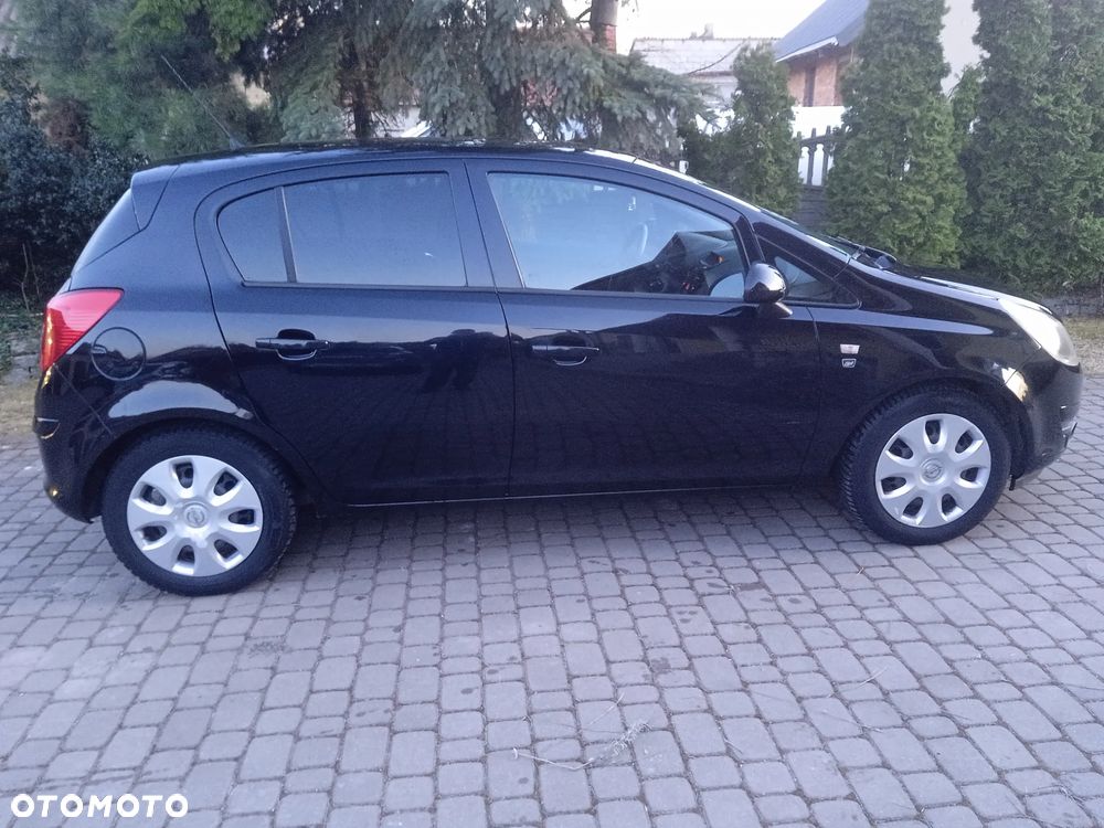 Opel Corsa 1.4 16V Edition - 8