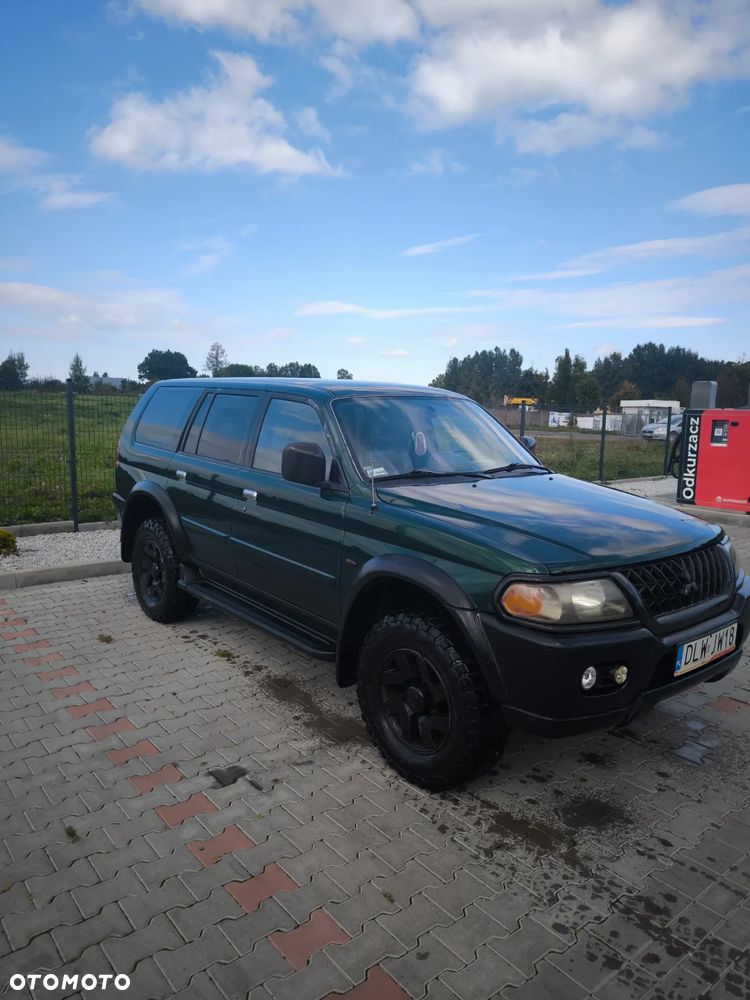Mitsubishi Pajero Sport - 3