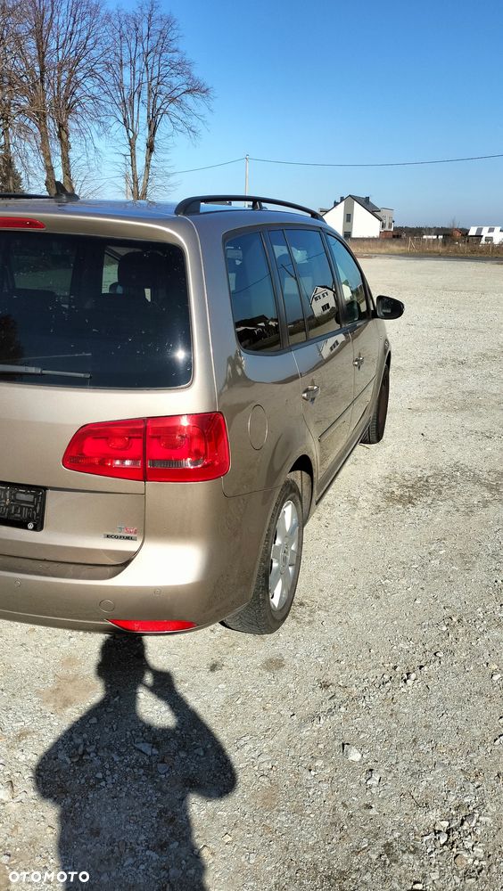 Volkswagen Touran 1.4 TSI DSG MATCH - 3