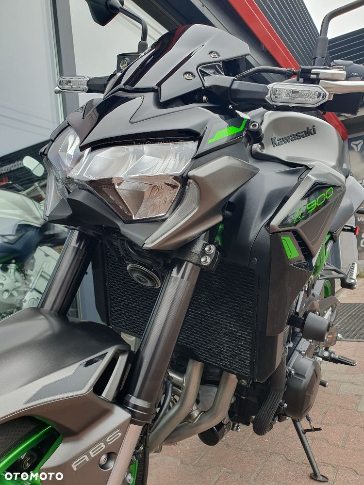 Kawasaki Z 900 - 5