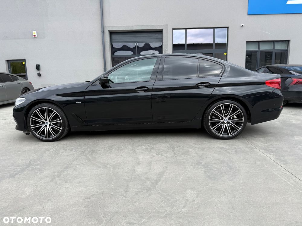BMW Seria 5 520d Luxury Line sport - 3