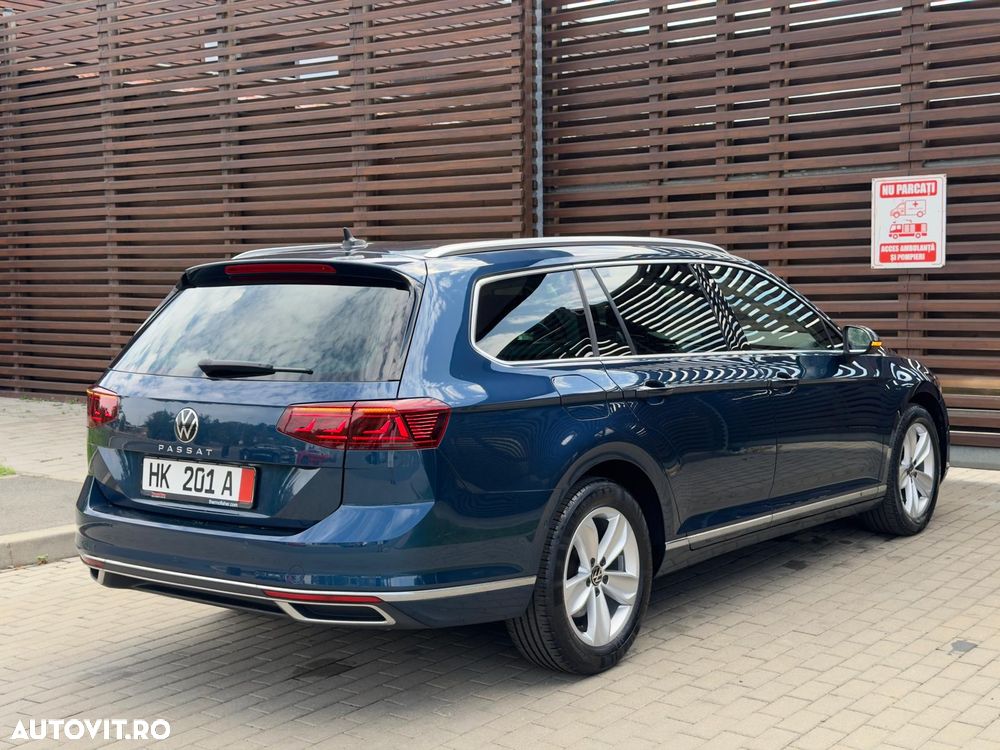 Volkswagen Passat 2023 photo 4