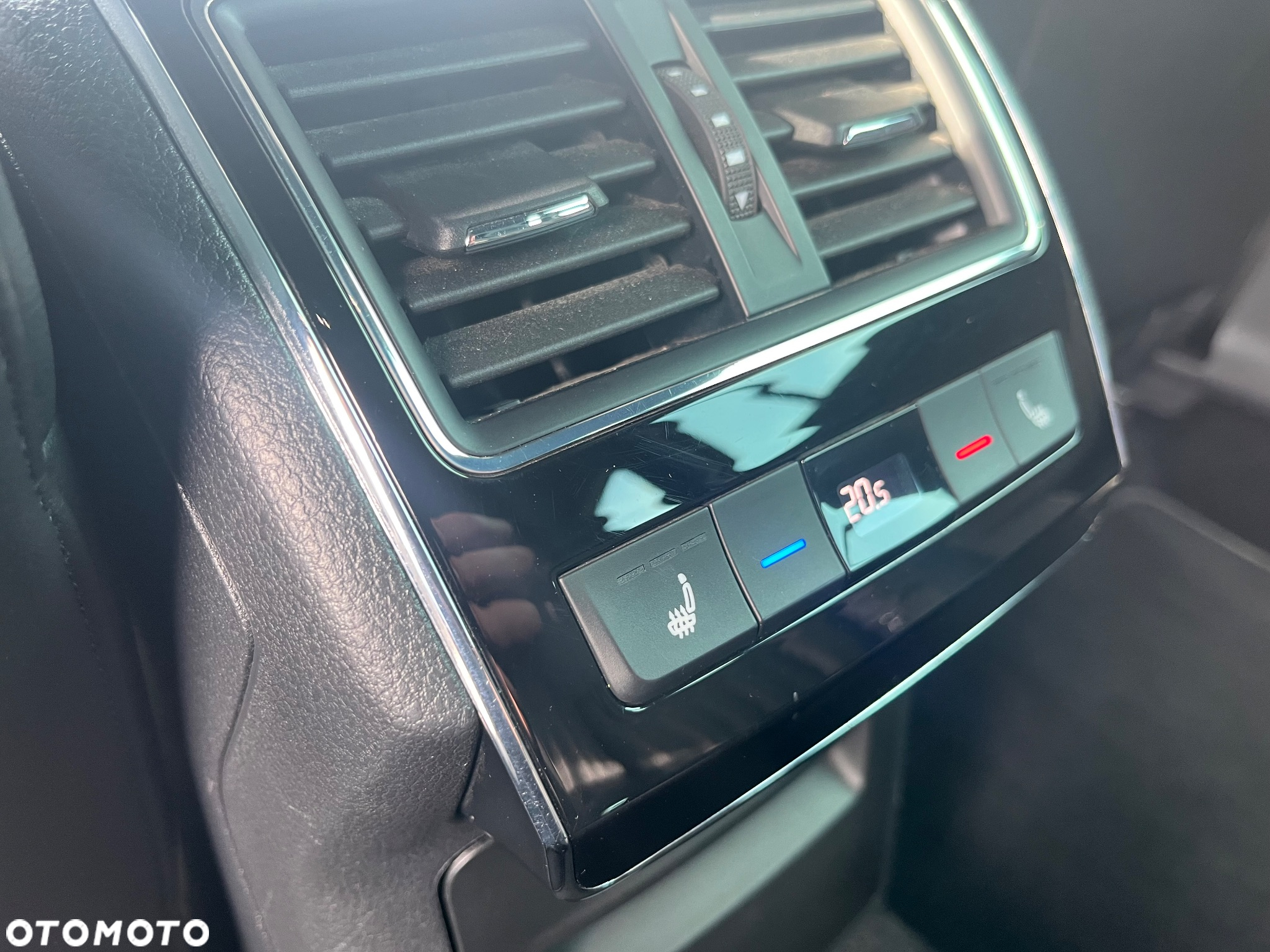 Skoda Superb 2.0 TDI 4x4 L&K DSG - 15