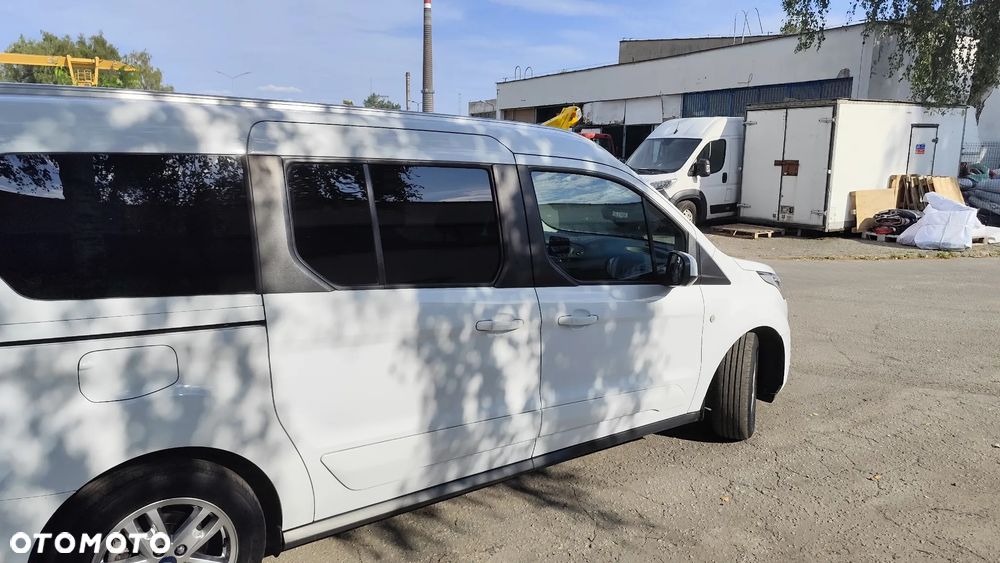 Ford Tourneo Connect Gr 1.5 TDCi Titanium - 10