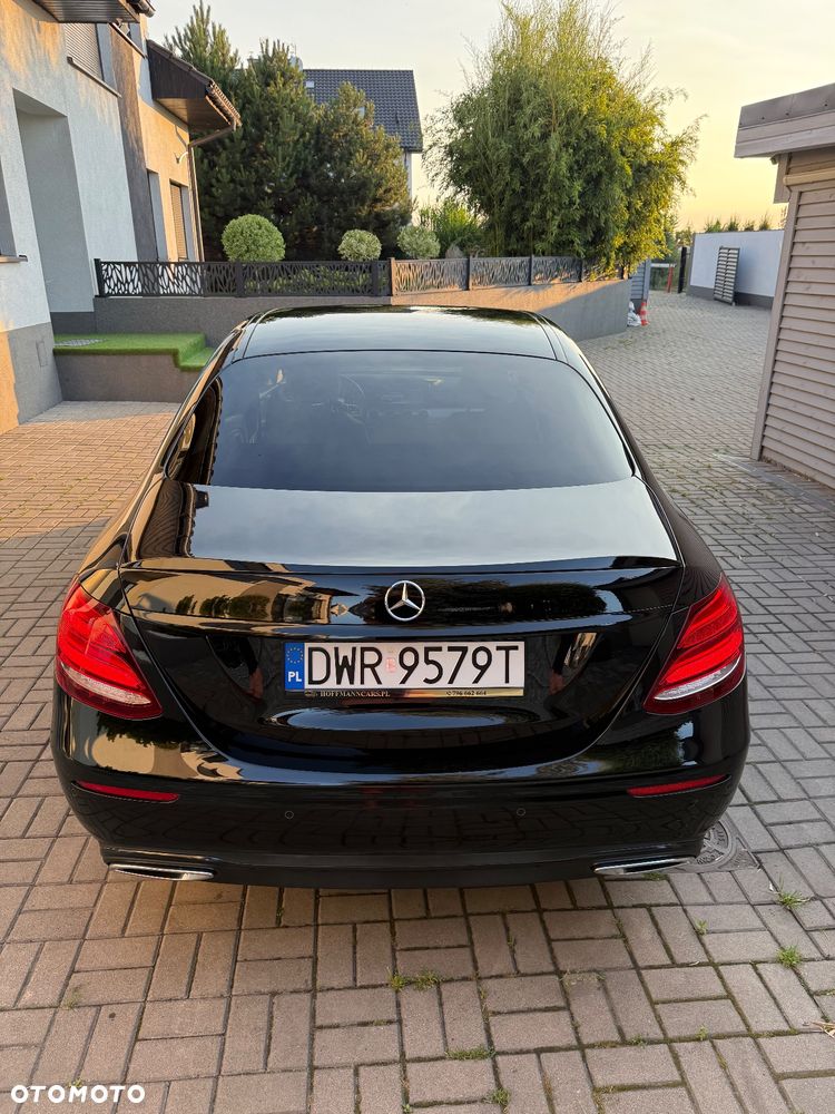Mercedes-Benz Klasa E 200 d T 9G-TRONIC Exclusive - 9