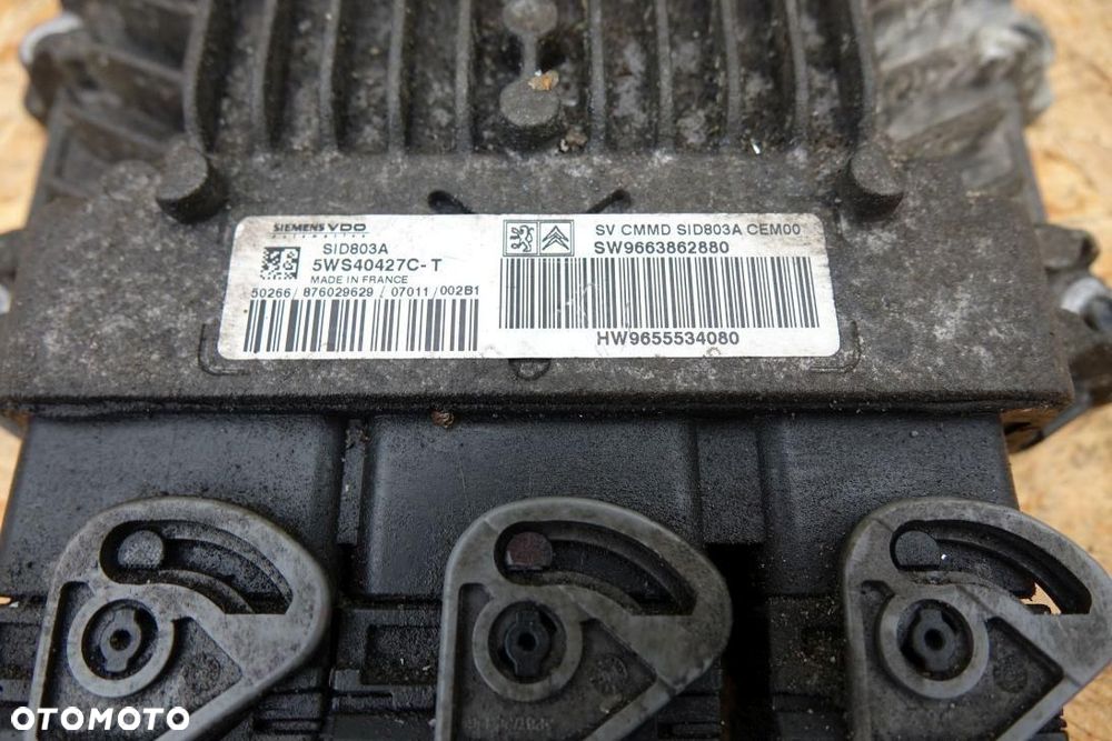 STEROWNIK SILNIKA KOMPUTER PEUGEOT EXPERT 5WS40427C-T - 2